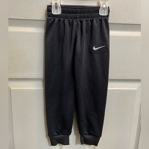 4T boy joggers (4) pair bundle